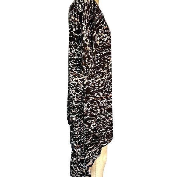 Womens Top Size Large Black Beige Animal Print Professional Office Church Work - Picture 4 of 8